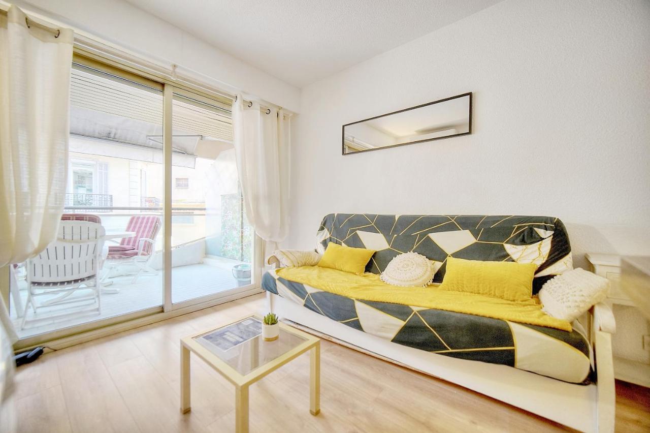 Apartment Le Kate-500m Plage-terrasse Verrière Côte D’azur *
